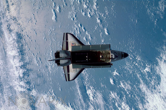 Navette Atlantis vue de la station Mir 01/1997