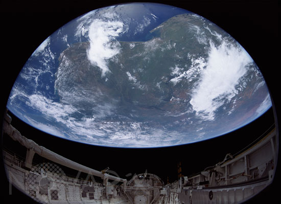 Earth with Endeavour space shuttle 12/1998