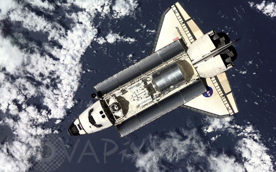 Navette Endeavour STS-100 vue d'ISS 04/2001