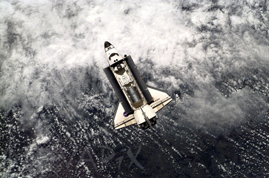 Navette Endeavour STS-100 vue d'ISS 04/2001