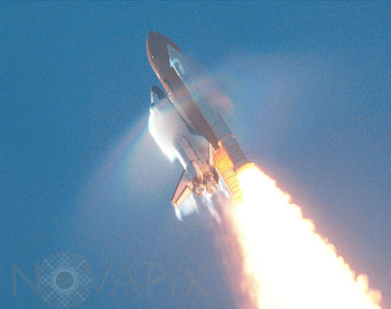 Décollage de la navette Atlantis - Nuage de condensation