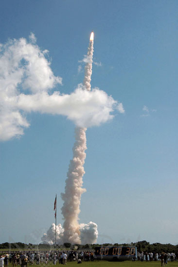Decollage de la navette Discovery STS-114 07/2005