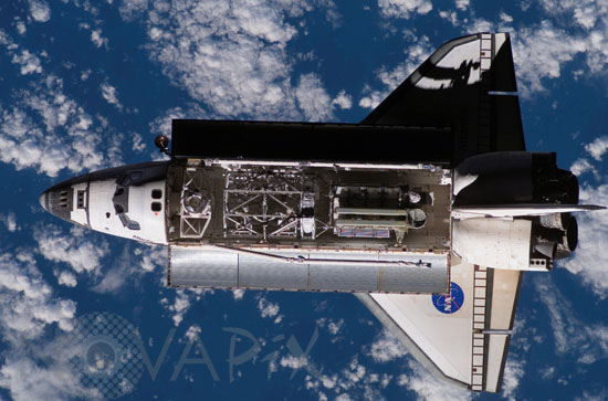 Atlantis en approche de la station spatiale 06/2007