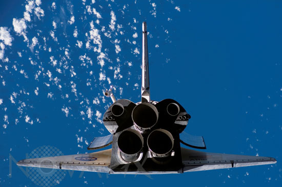 Atlantis en approche de la station spatiale 06/2007