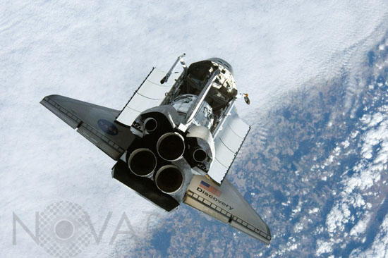 Discovery is approaching ISS 10-2007