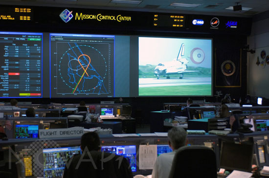 Salle de contrôle de la navette spatiale 02/2008