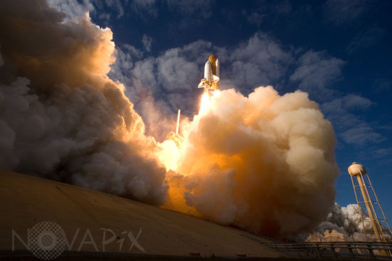 Space Shuttle Atlantis lift-off - 11/2009