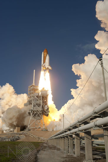 Launch of Shuttle Discovery STS-133. 02/2011