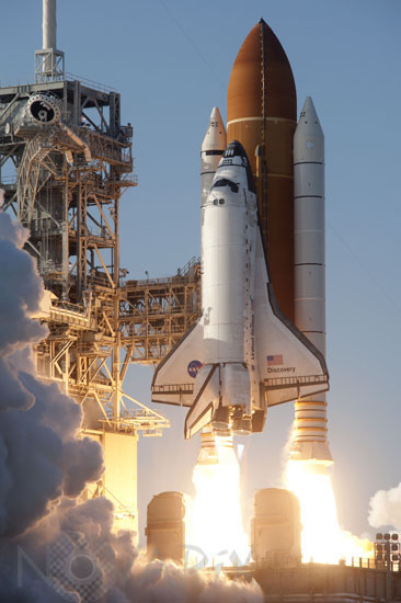 Launch of Shuttle Discovery STS-133. 02/2011