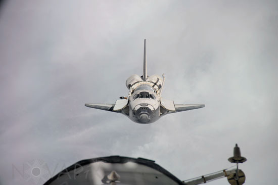 Discovery approaching the International Space station 02/2011