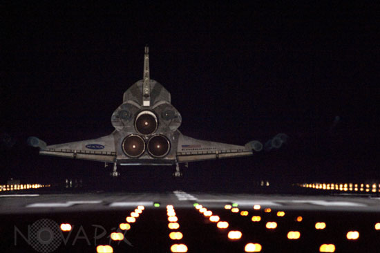 Space Shuttle Endeavour landing 06/2011