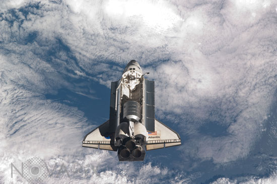 Atlantis en approche de la station spatiale 07/2011
