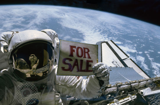 Astronaut Dale A. Gardner EVA