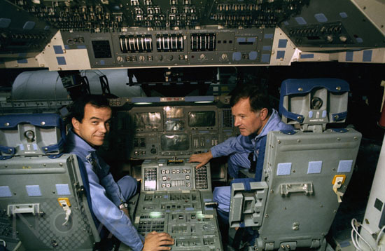 Astronauts Patrick Baudry and Jean-Loup Chrétien