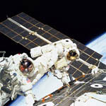 Sortie extra-véhiculaire J.Ross J.Newman STS-88 12/1998