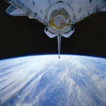 Navette Columbia STS-93 au-dessus de l'ocean indien