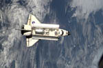 Navette Discovery STS-105 vue d'ISS 08/2001
