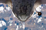 La navette Discovery depuis ISS 07/2006