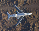 La navette spatiale Endeavour en transfert