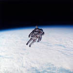 Sortie extra-véhiculaire B.McCandless STS-41-B-02/1984