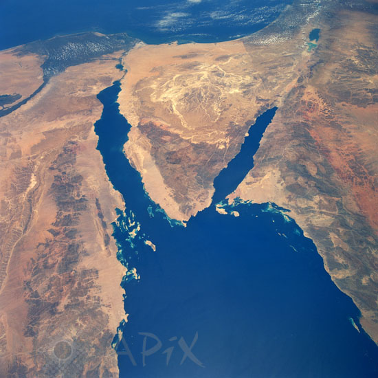 Sinai Peninsula as seen by Columbia 02/2001