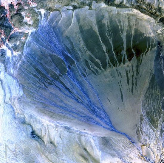 Cône alluvial, Chine, vu par Terra 05/2002