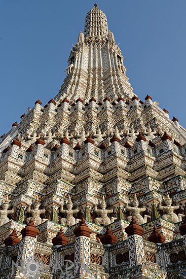 Wat Arun - Central Prang