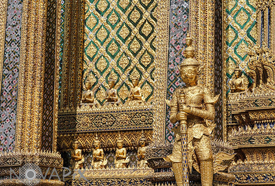 Wat Phra Kaeo - Phra Mondop - Yaksha