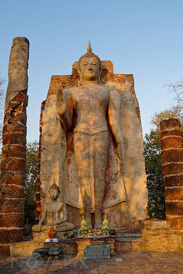 Buddha - Wat Saphan Hin - Sukhothai