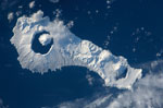 Ile volcanique Onekotan (Russie) vue depuis l'espace