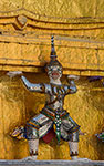 Wat Phra Kaeo - Chedi Doré - Singe