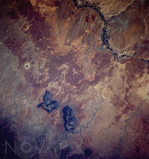 Meteor Crater -Arizona (USA) vu depuis l'espace