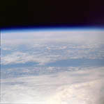 Cratère Manicouagan -Québec- vu par ISS 04/2002