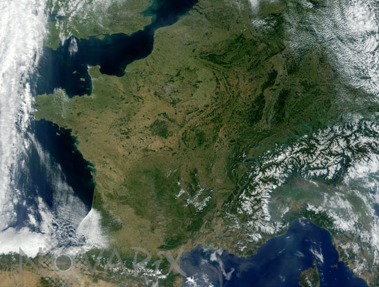La France vue par le satellite Terra 