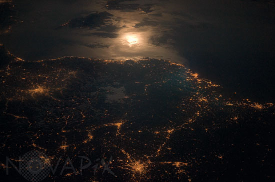 Sud de la France vue de nuit