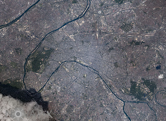 Paris vue depuis l'espace