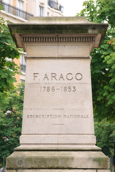 Base of the statue of Arago in Paris