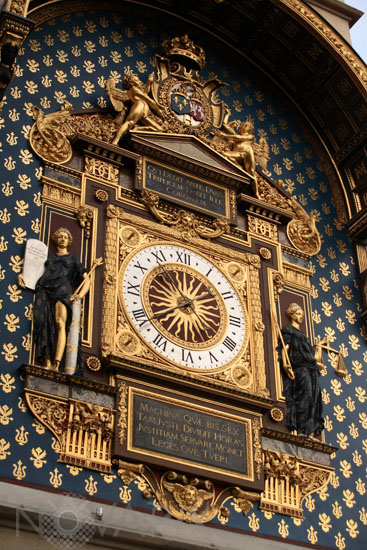 Paris oldest public clock