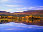 Rivages du lac Vuontis en automne -Laponie