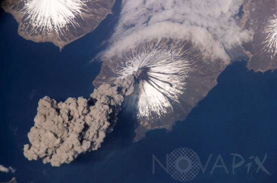 Eruption du volcan Cleveland 05/2006
