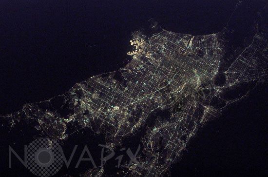 Los Angeles by night. 2003