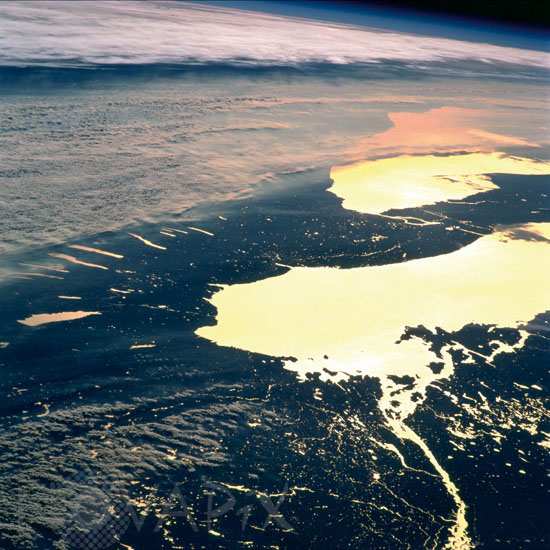 Lake Ontario, lake Erie seen from space shuttle