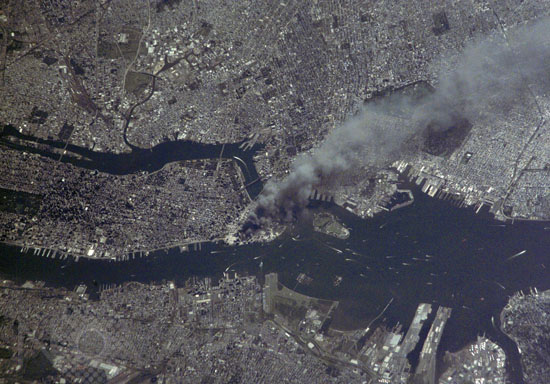 Smoke plume from Manhattan, New York City- 11/09/2001