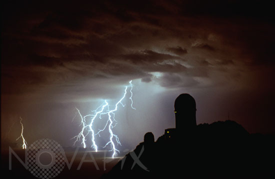 Orage sur l'observatoire de Kitt Peak