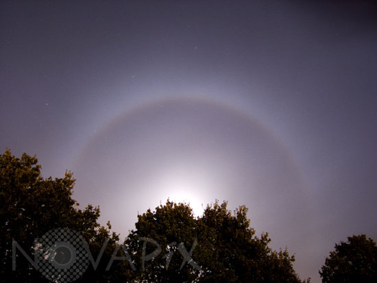 Halo autour de la Lune