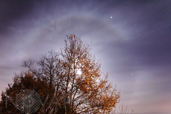 Halo autour de la Lune
