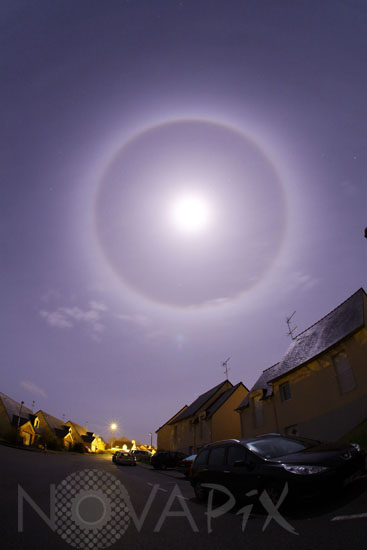 Halo autour de la Lune