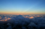 Ombre du Pic du Midi sur la mer de nuages