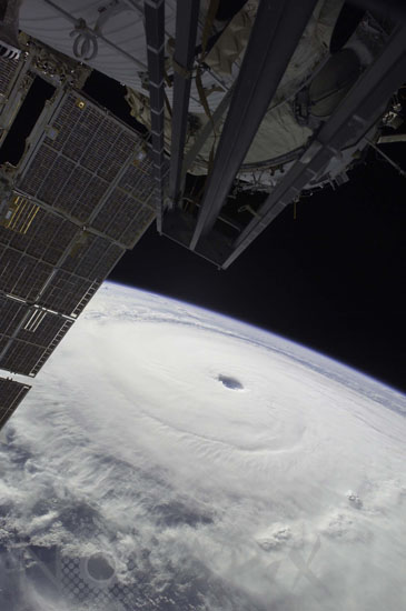 Hurricane Ivan seen from space. 09/2004
