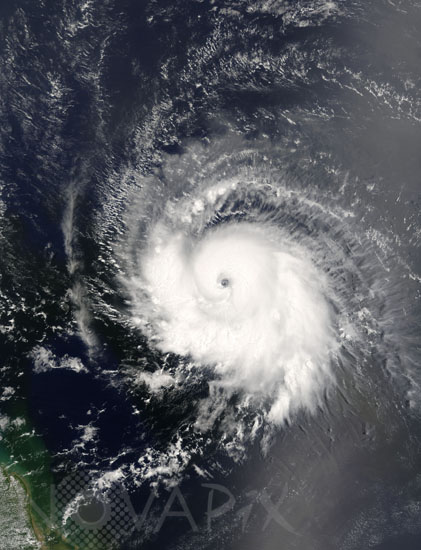 Hurricane Ivan seen by Terra satellite